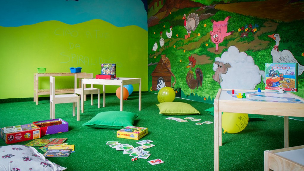 sala giochi spiralidoso provare giochi da tavolo giocare bambini