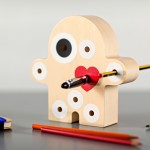 idea regalo porta penne in legno